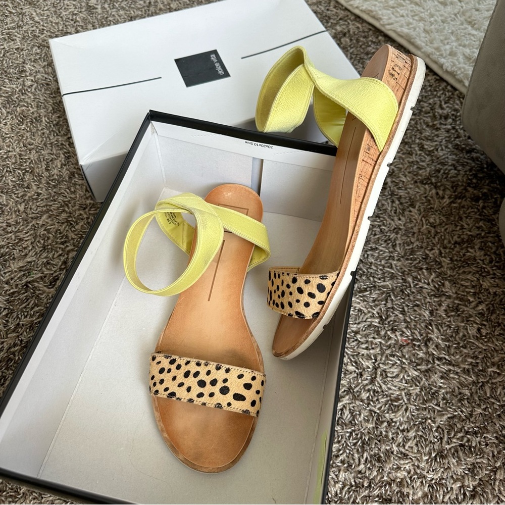 Dolce Vita sandals. Size 8.5